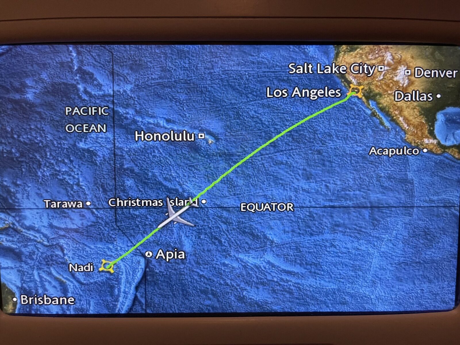 airplane screen showing flight path